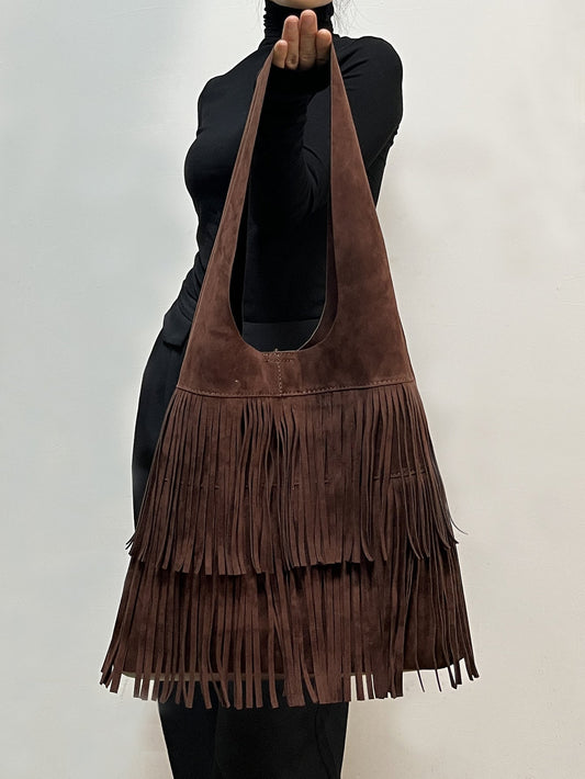 Bolso grande versátil de ante color café con borlas, estilo retro