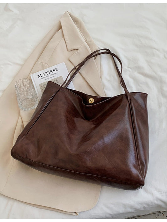 Bolso de hombro tipo cubo de cuero suave y gran capacidad