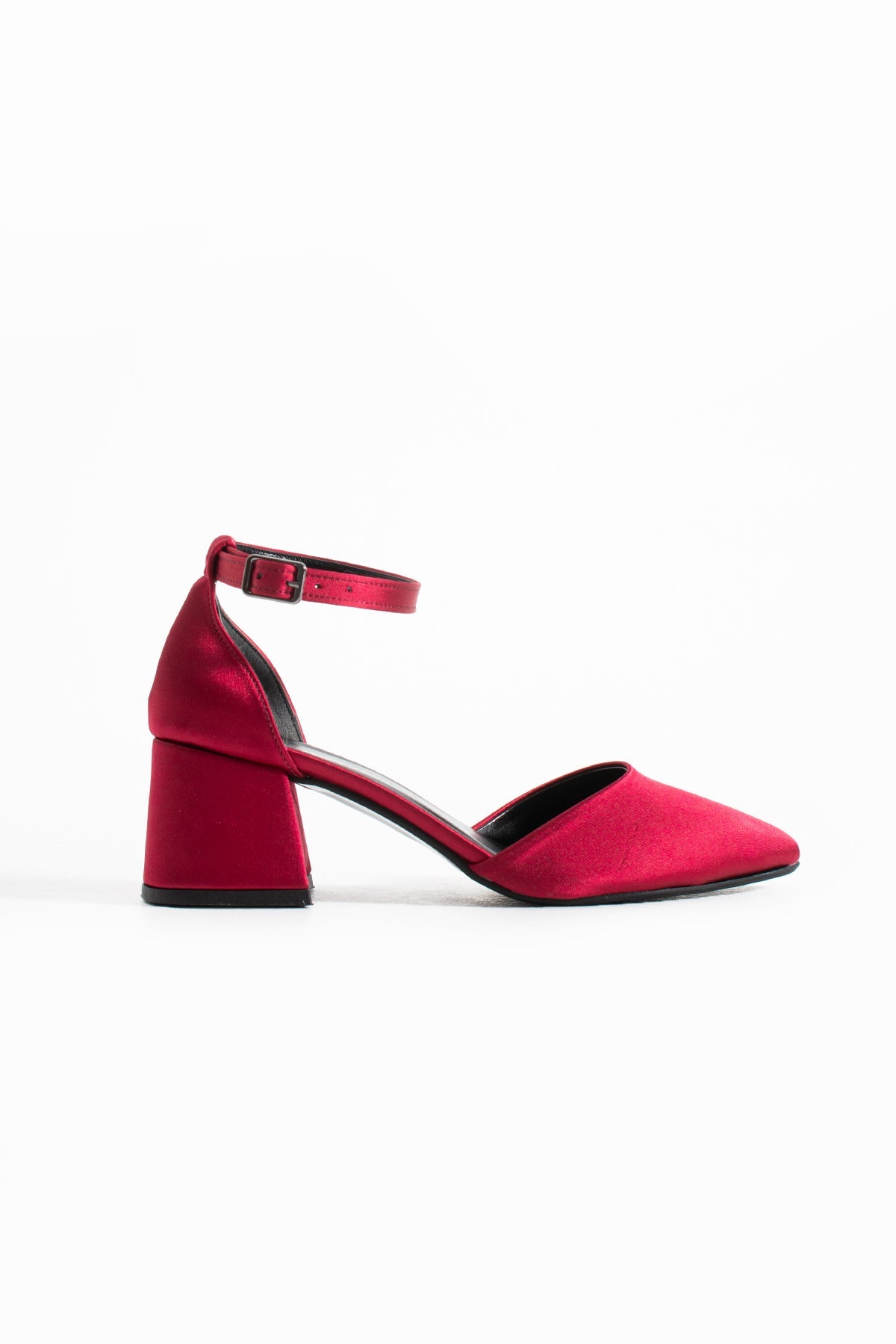 Pina | Tacones medios de satén color burdeos