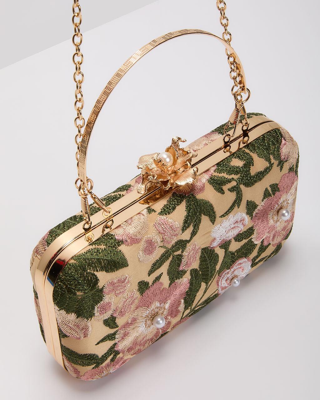 Clutch rígido bordado con fresias